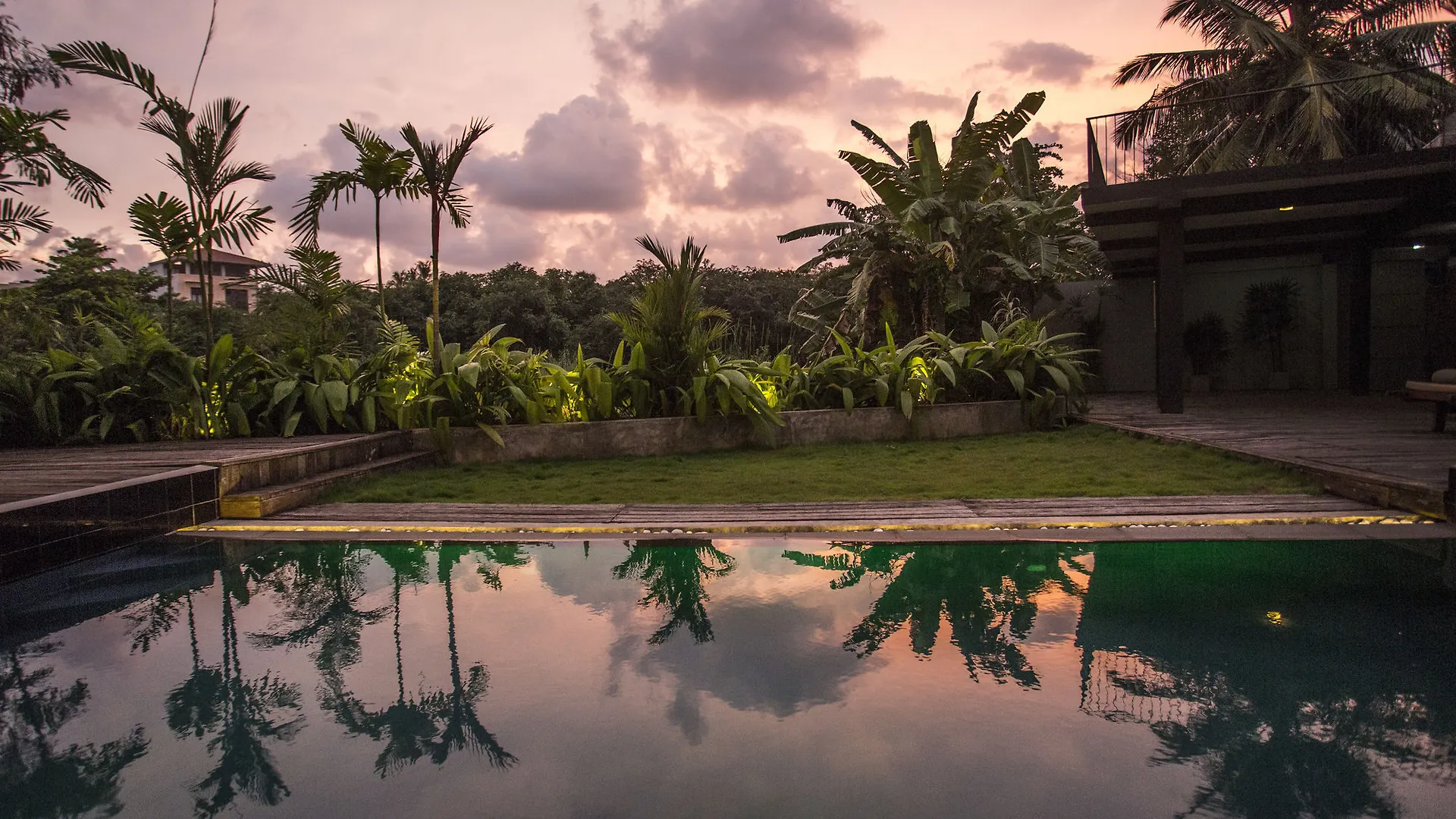 The Mangrove Hotel Colombo Sri Lanka